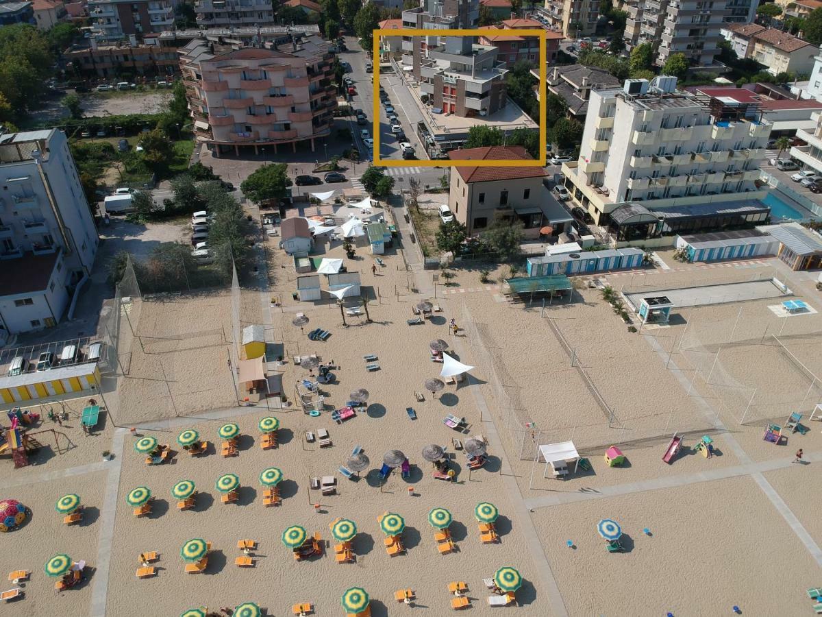 Rivabella Suite Apartments Rimini Exterior foto