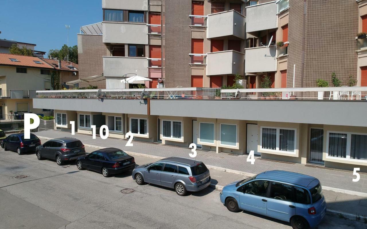 Rivabella Suite Apartments Rimini Exterior foto
